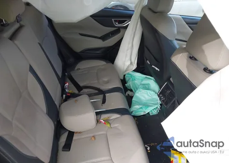 2019 Subaru Forester Limited z USA, uszkodzony, nr VIN JF2SKAUC3KH479887